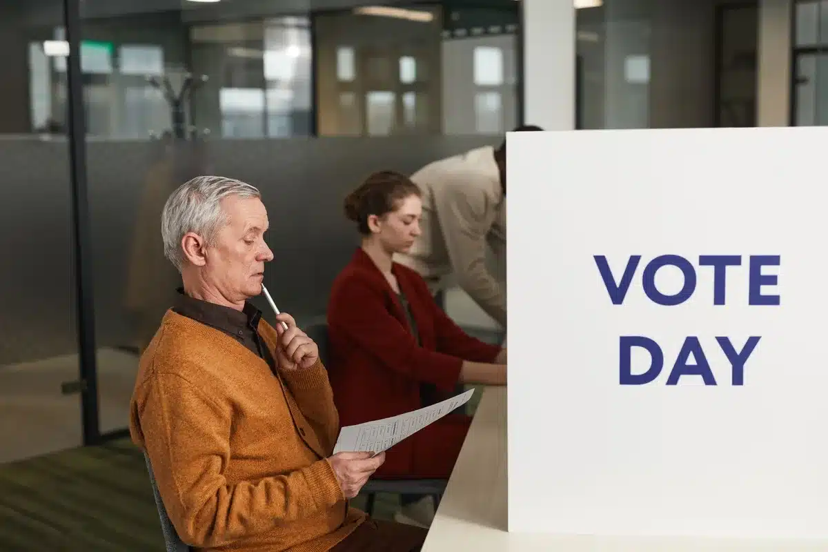 Grafici e dati di sondaggi elettorali con percentuali